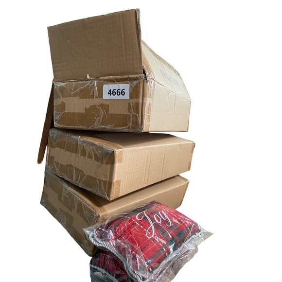 Red & Green Plaid Decorative Throw Pillows 2-Piece Set With "Peace" & "Joy" Scri - Picture 4 of 4